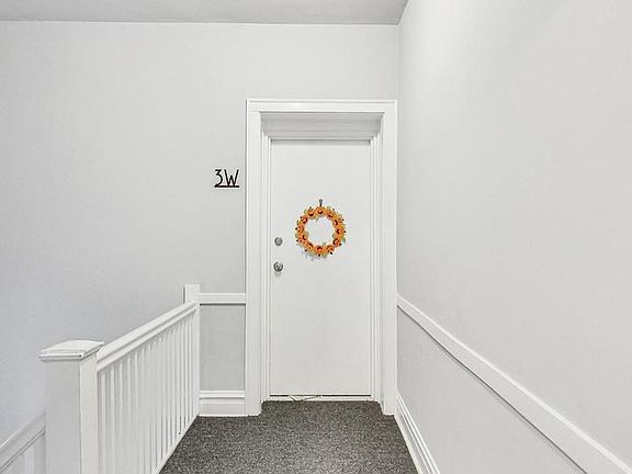4th image of 3215 W Leland Ave APT 3E
