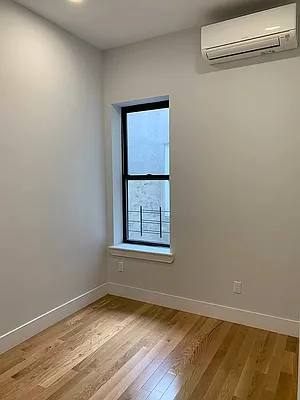 Rented by Evergreen Realty & Investments | media 5