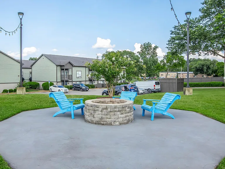 Chase Cove Apartments — Photo 19