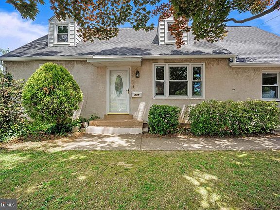 2nd image of 335 Tanner Ave