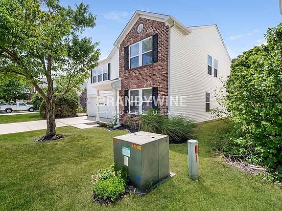 2nd image of 1813 Sonesta Way