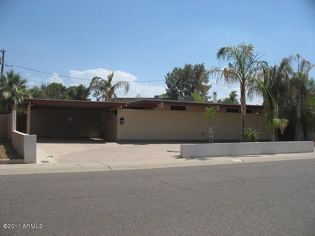 1st image of 3755 E Poinsettia Dr