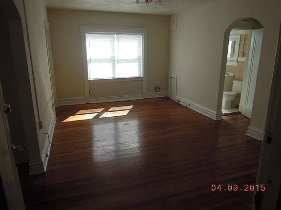 3rd image of 7389 Maple Ave APT 306