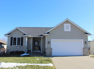 2510 Parkhill Ln SW, Rochester, MN 55902