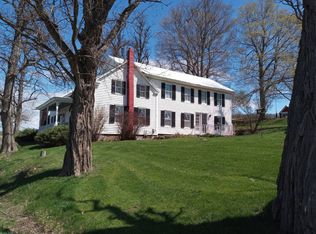 305 Youngs Corners Rd, Amsterdam, NY 12010