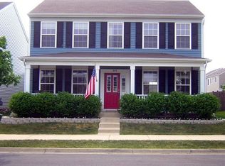885 Serendipity Dr, Aurora, IL 60504