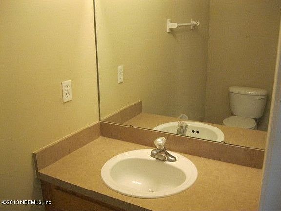 5th image of 1335 Winnebago Ave