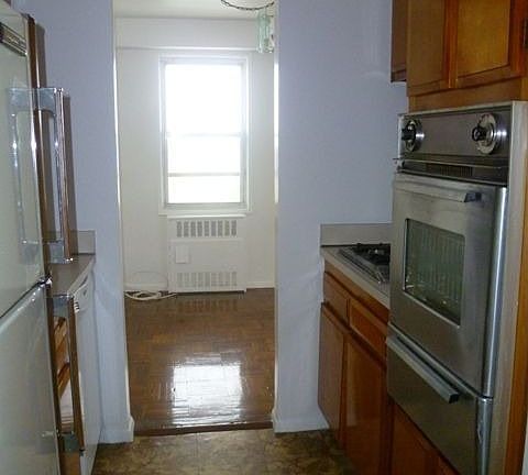 5th image of 1841 Central Park Ave APT 10H
