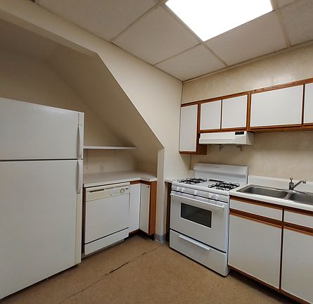 5th image of 125 Highland Pl #3