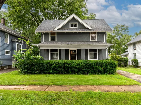 534 Palace St, Aurora, IL 60506