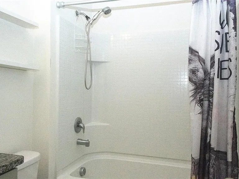 3940 Silverstream Ter — Photo 20