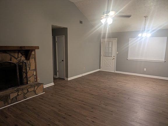 2nd image of 7257 Indian Hill Trl