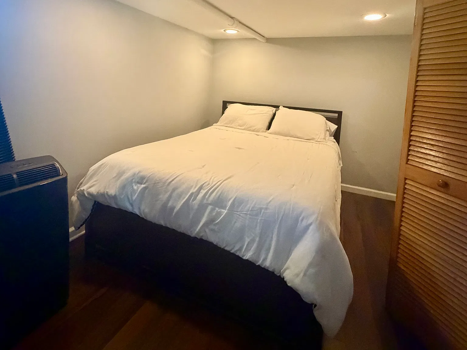 Studio, 1.5 bath, 500 sqft, $1,650 — Photo 3