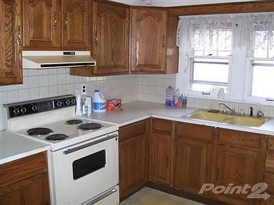 2nd image of 119 Meredith Ave