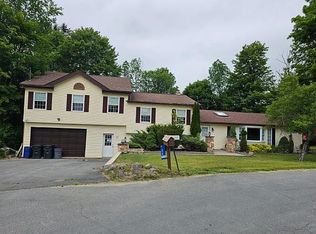 25 Stangel Dr, Woodbourne, NY 12788