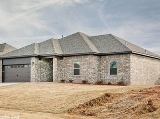 721 Mango Loop, Austin, AR 72007