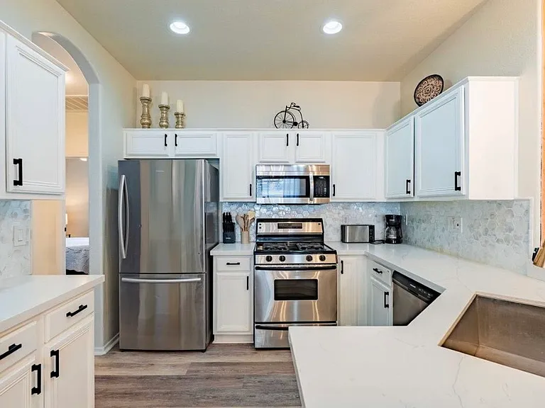 3674 S Joshua Tree Ln — Photo 8