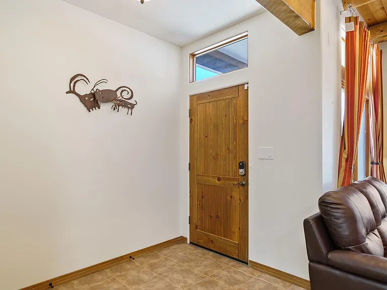 6917 Brandywine Loop NE — Photo 6