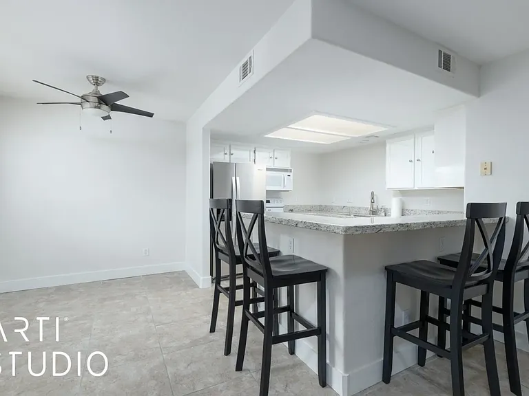 520 Turtleback Rd #B — Photo 8