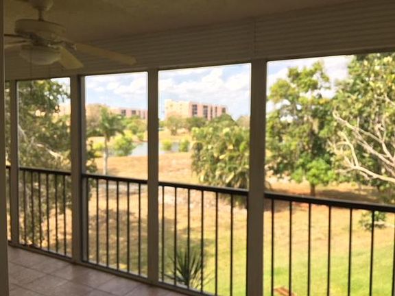 5th image of 6650 Oriole Blvd #3010