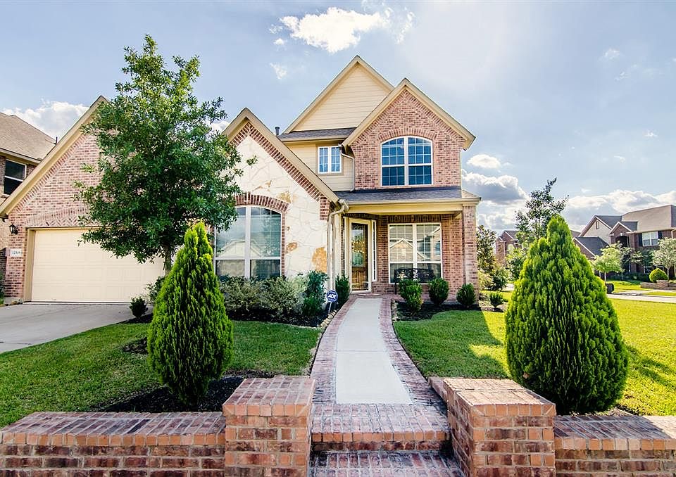 1st image of 12319 Meadow Breeze Dr