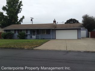 2037 Burdette Dr, Roseburg, OR 97471
