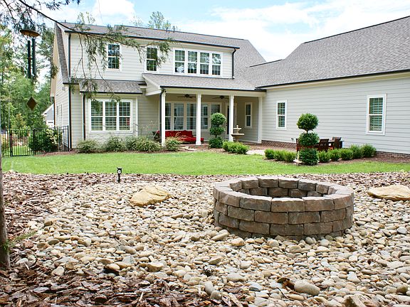 Backyard Living, FirePit