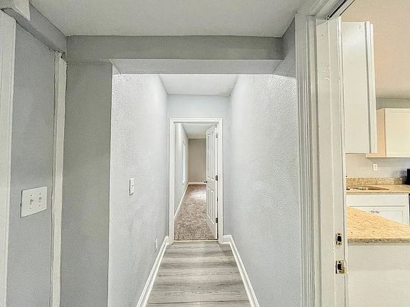 3rd image of 1411 Highland Ave