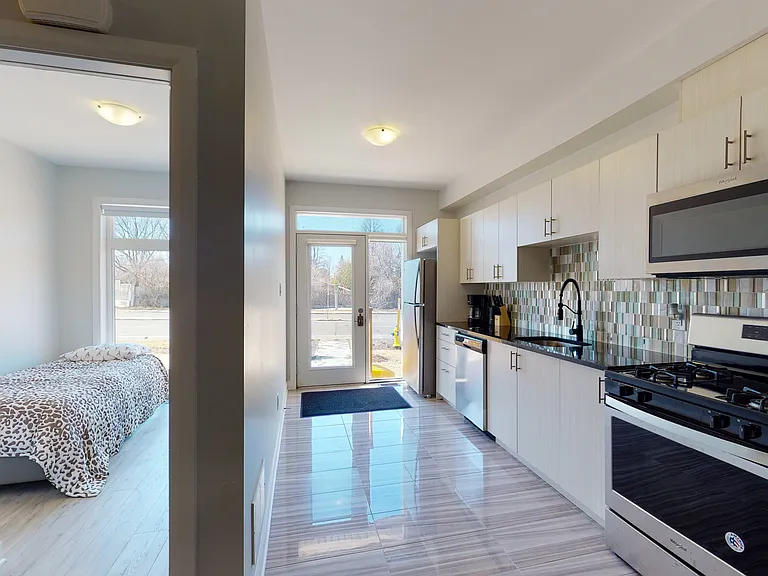 101 Amaya Point — Photo 39