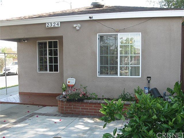 1st image of 2324 E 108th St