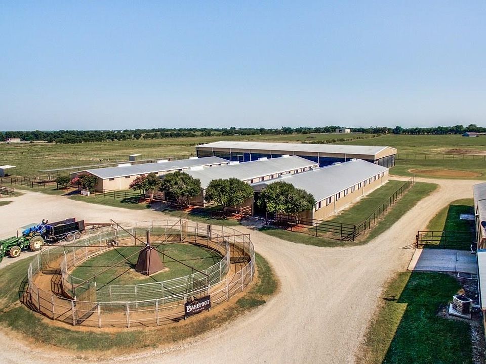 Euro Walker, 3 of the 5 Horse barns and Covered Riding Arena
