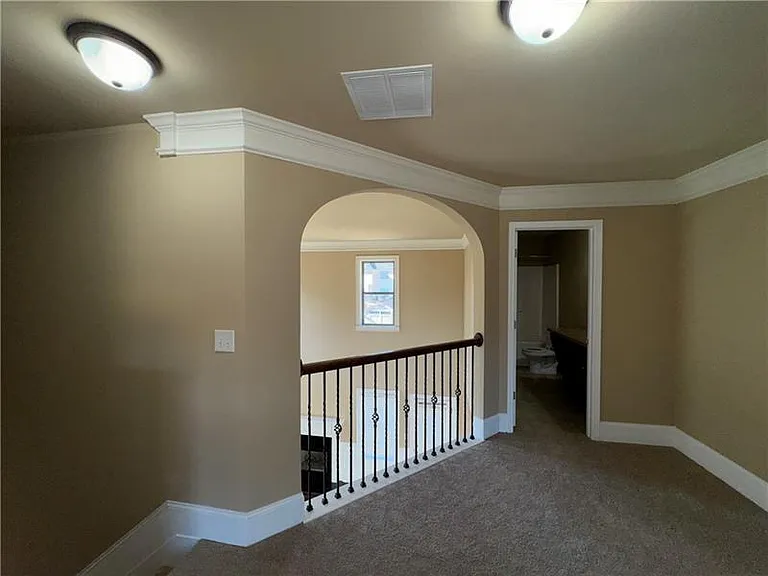 352 Plymstock Dr — Photo 17