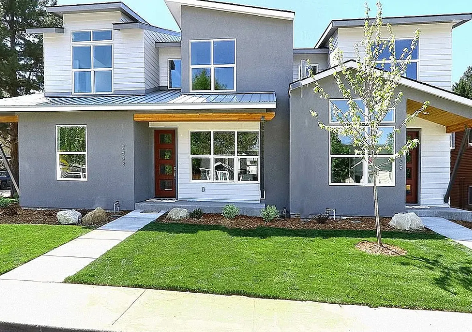 Stunning Townhome in a Desirable Boise Location — Photo 3