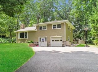 15 Forestdale Rd, Kinnelon, NJ 07405