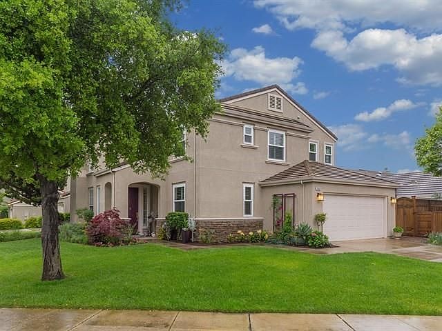 1st image of 19063 Savannah Ct