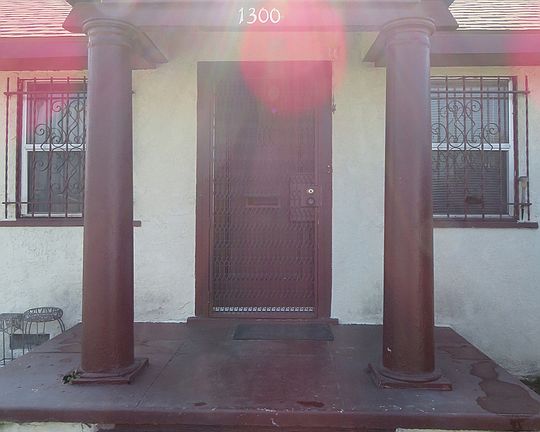 3rd image of 1300 W Gage Ave
