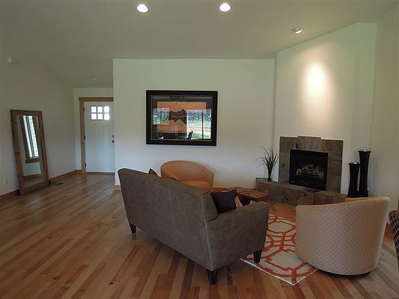 3rd image of 13018 E 39th Ln