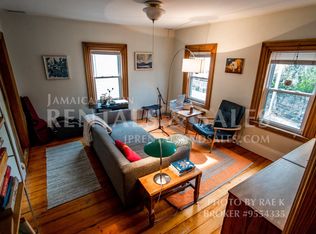 107 Carolina Ave FLOOR 2, Jamaica Plain, MA 02130