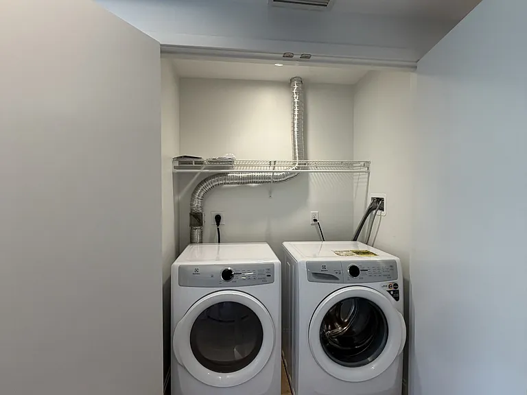 54-55 Brighton Ave #U203 — Photo 9