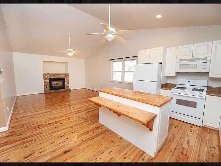 1519 E Rutherford St #A — Photo 8