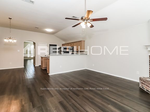 3rd image of 1206 Varacruz Dr