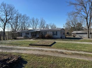 1224 Thatchers Mill Rd, Paris, KY 40361