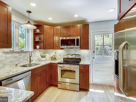 4400 Rosedale Ave — Photo 11