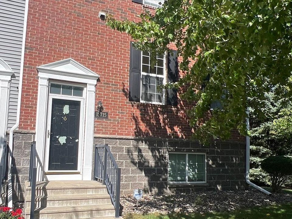 1st image of 15715 Fox Cir