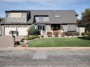 1233 Lauderdale Pl, Onalaska, WI 54650