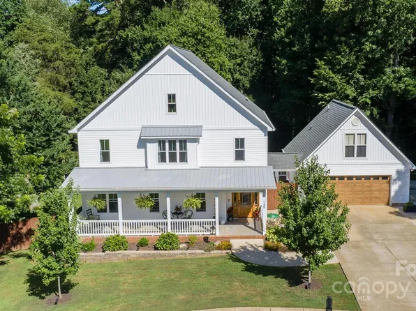 145 Coddington Ln, Statesville, NC 28625