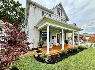 5519 4th Ave, Vienna, WV 26105