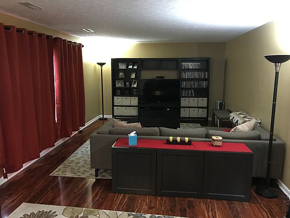 3rd image of 777 Ackerly Dr