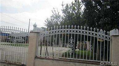 2nd image of 2648 Parkway Dr