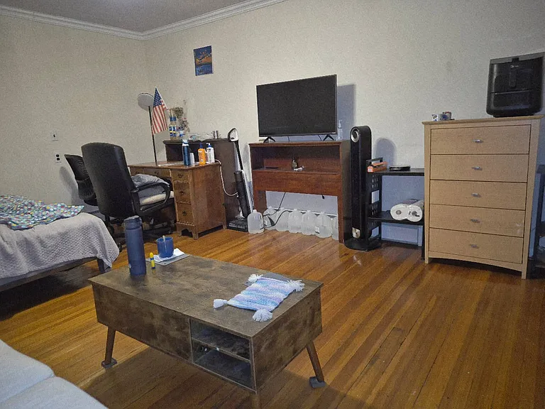 8 Denns Pl — Photo 5